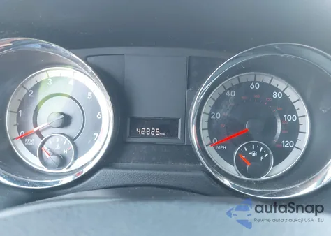 2020 Dodge Grand Caravan Sxt z USA, uszkodzony, nr VIN 2C4RDGCG8LR255566